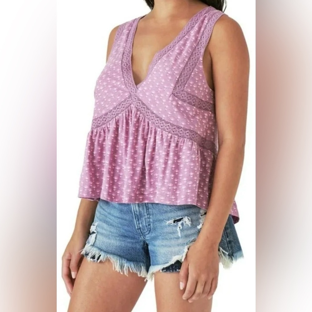 NWT Lucky Brand Women's Geo Lace Trim V-Neck Ruffle Hem Cotton Top Size XS - Picture 3 of 10
